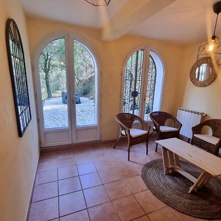 Saint-Laurent-le-Minier Villa Les Oliviers Maison D'Hotes מראה חיצוני תמונה